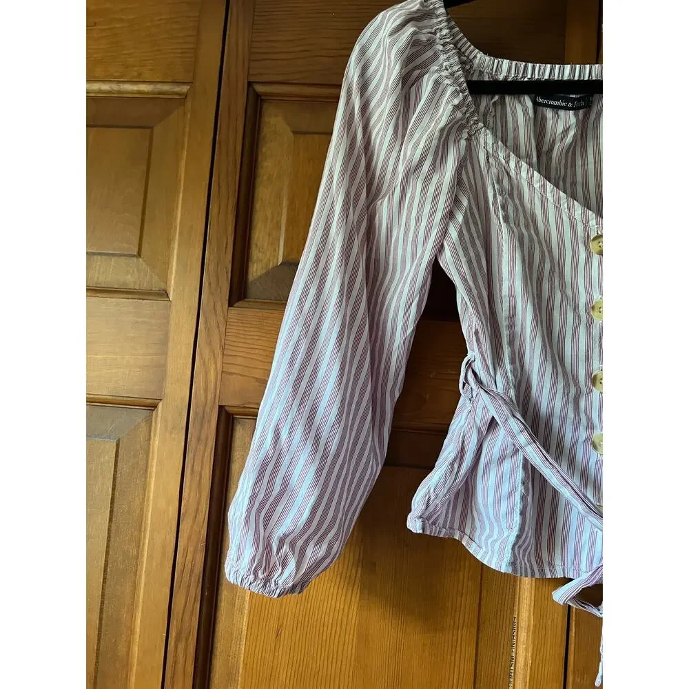 Abercrombie & Fitch Women's Striped Button Front Blouse Top V Neck Red White XS